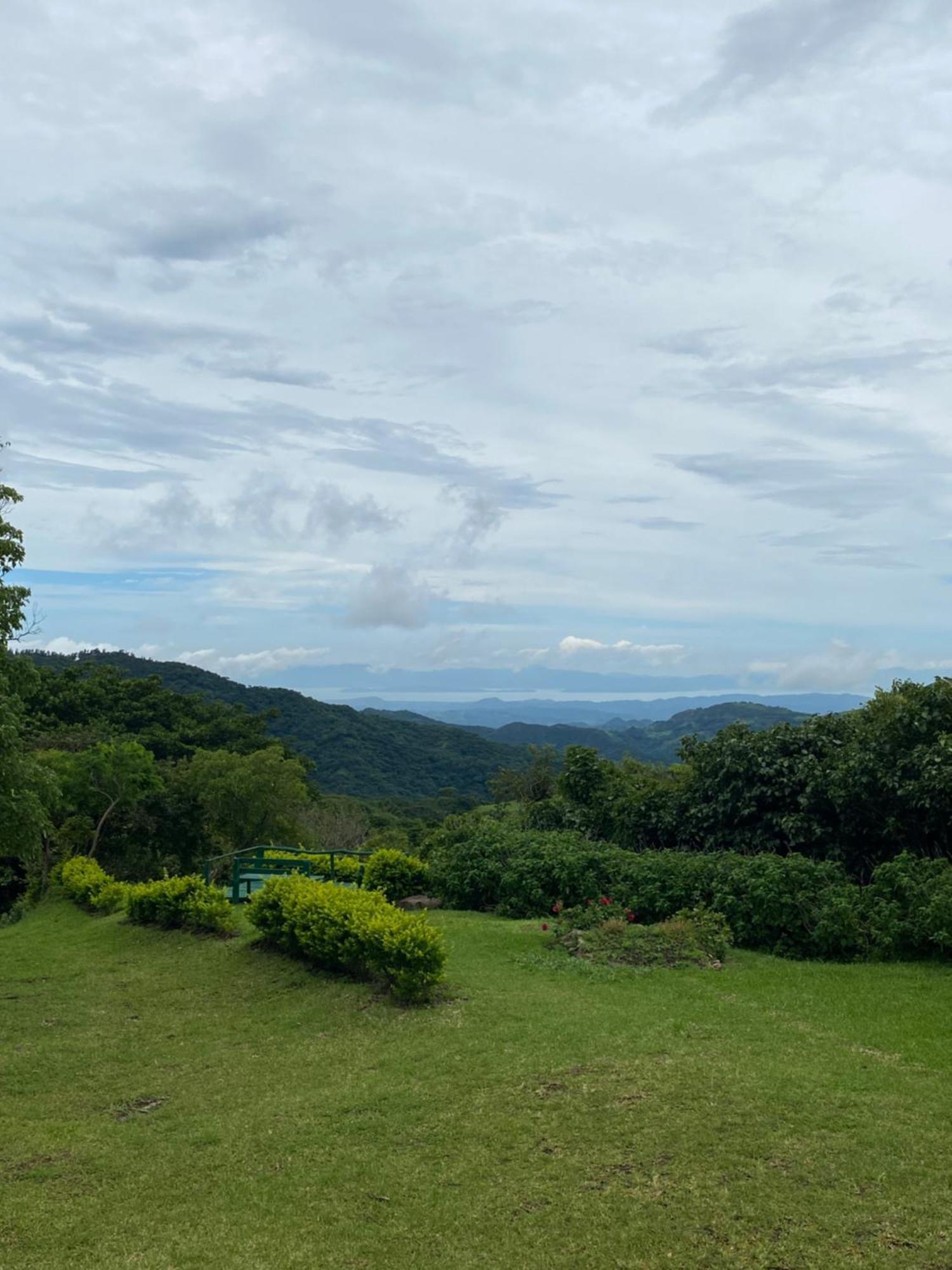 Casitas De Montana Cabuya Hotel Monteverde Exterior photo